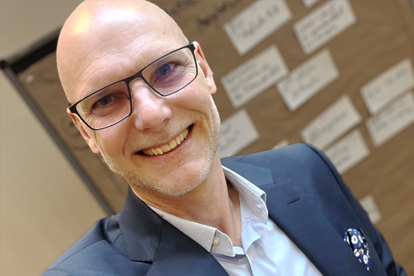 Porträt von Stephan Lange, Inhaber der Agenturberatung AO